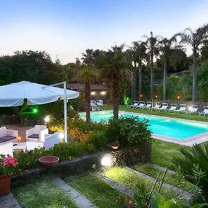 hgt-supreme-residence.taorminaitalyhotels.com/